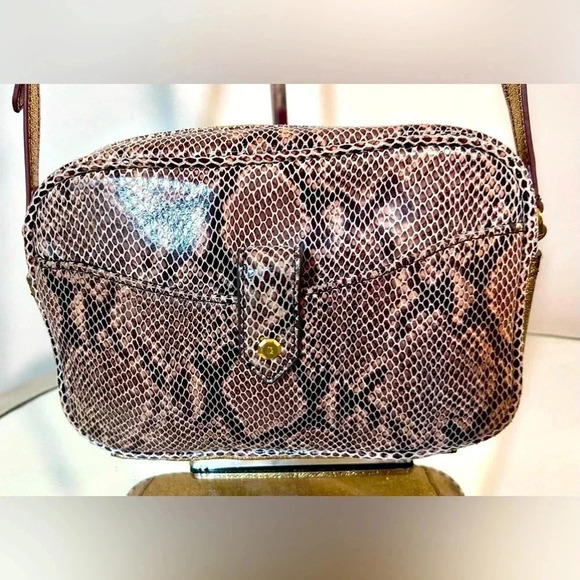 EUC GILI Genuine Leather Snake Print Crossbody Bag With Matching Card Wallet - Picture 2 of 13